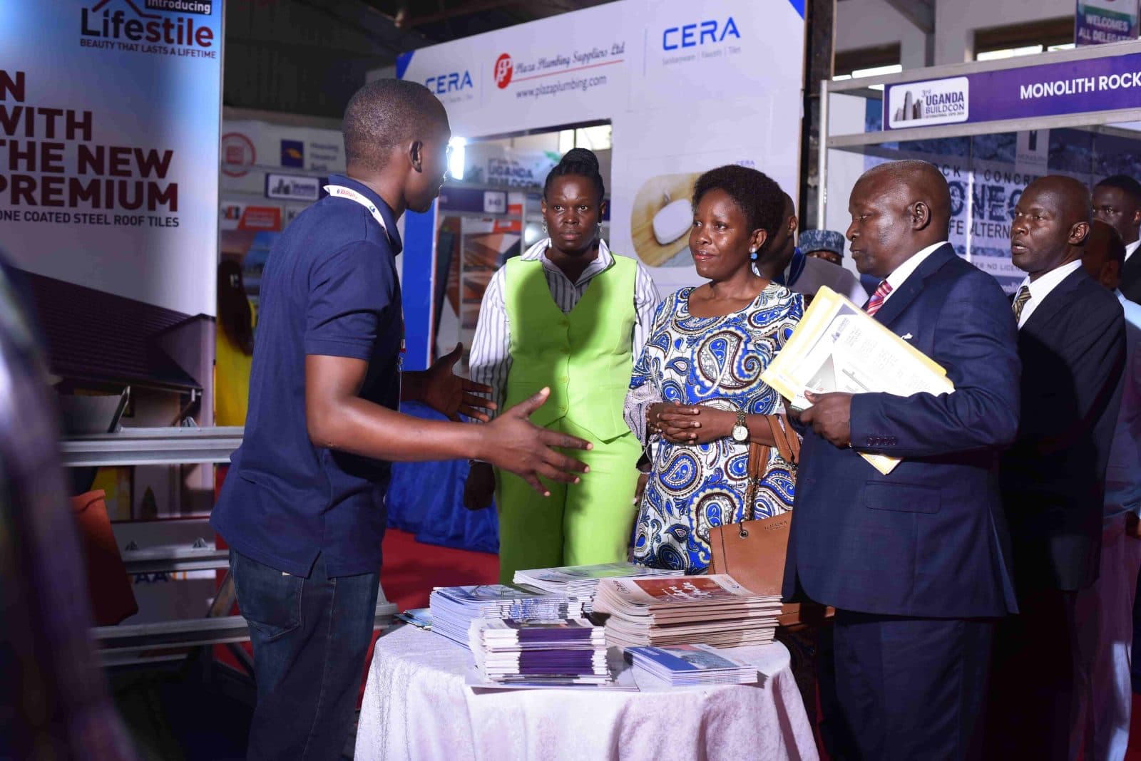 Exhibitor product briefing for visiting delegates